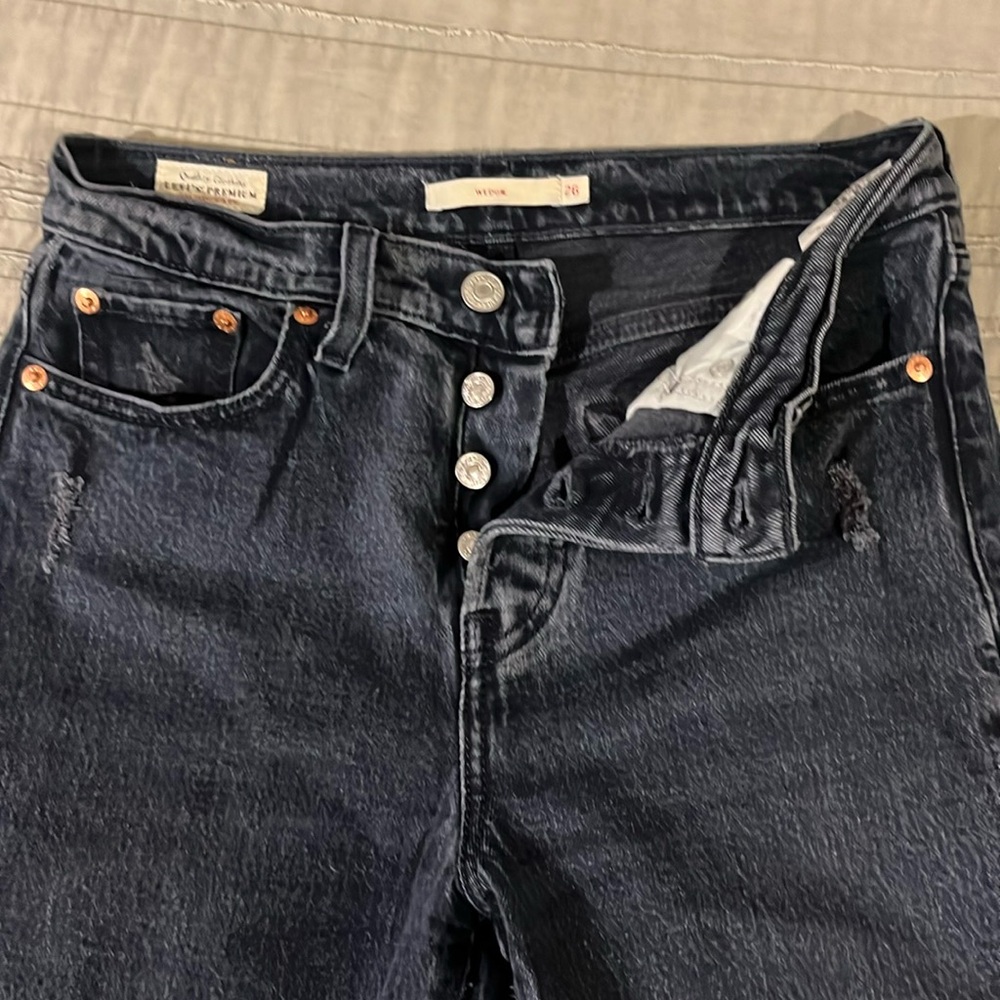 Levi’s button fly wedgie jean